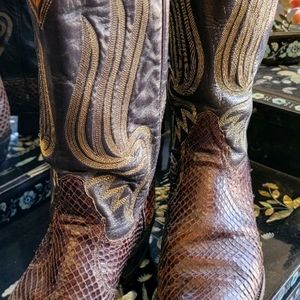 Tony Lama Snakeskin Boots 🐍